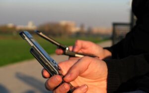 Strasburgo: Chat control, più privacy ma resta il nodo degli abusi online