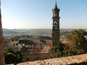 Frassinello: “Favole in scena”, i bambini salutano l’anno scolastico tra emozioni e insegnamenti