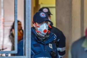 Diamo un nome e un volto alle vittime del virus