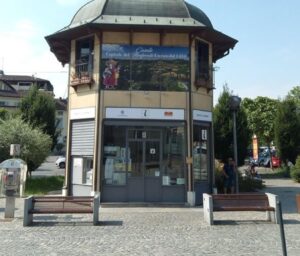 Riaperto da oggi il chiosco Informazioni Turistiche di Casale
