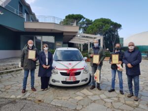 Canottieri, Generalauto e Riso Vignola in aiuto della Cri di Casale
