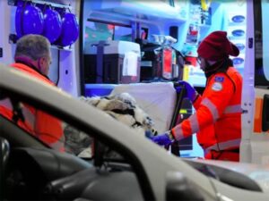 Scontro frontale a Ozzano. Una donna incinta tra i coinvolti