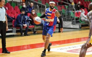 Collins lascia Casale, destinazione Finlandia
