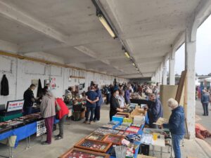 A Casale torna il mercatino dell’antiquariato