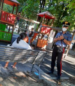 “Non trovo più mio figlio di 4 anni”, scatta l’allarme. Il piccolo ritrovato dai Carabinieri