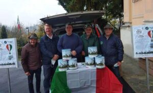 Il cuore di Mombello: già esaurite le scorte di panettoni e pandori degli alpini