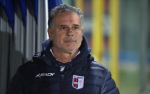 Casale esonera Sesia. Al suo posto Modica