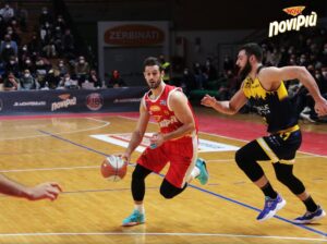 Festa Novipiù. Derby vinto e final eight