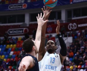 Novipiù mette al “centro” Aaron Carver