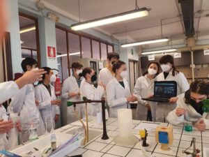 Al Sobrero un nuovo percorso per scoprire le professioni biomediche