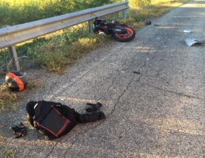 Frassinello: motociclista 26enne all’ospedale, ferite serie