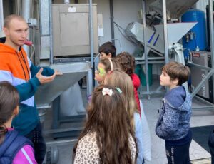 I bambini della primaria di Balzola alla scoperta del riso locale