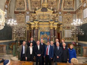 L’ambasciatore di Israele in Italia in visita alla sinagoga di Casale