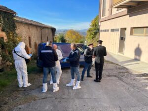 Gabiano: uccide la madre e la mette in un sacco della spazzatura