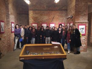 Il liceo Classico in visita alla mostra al Castello di Sergio Toppi