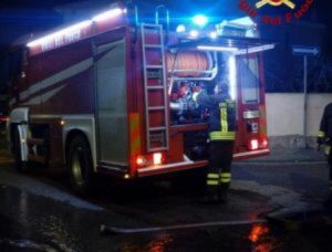 Occimiano: auto finisce nel cortile di un’abitazione, 4 giovani feriti