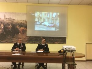 Casale: blitz antidroga, nei guai in sei