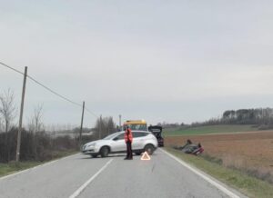 Incidente tra Occimiano e Mirabello: auto ribaltata