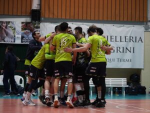 La Bollente vola, Novi deve vincere