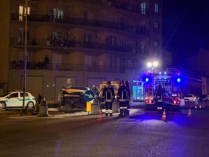 Con l’auto sui “panettoni”