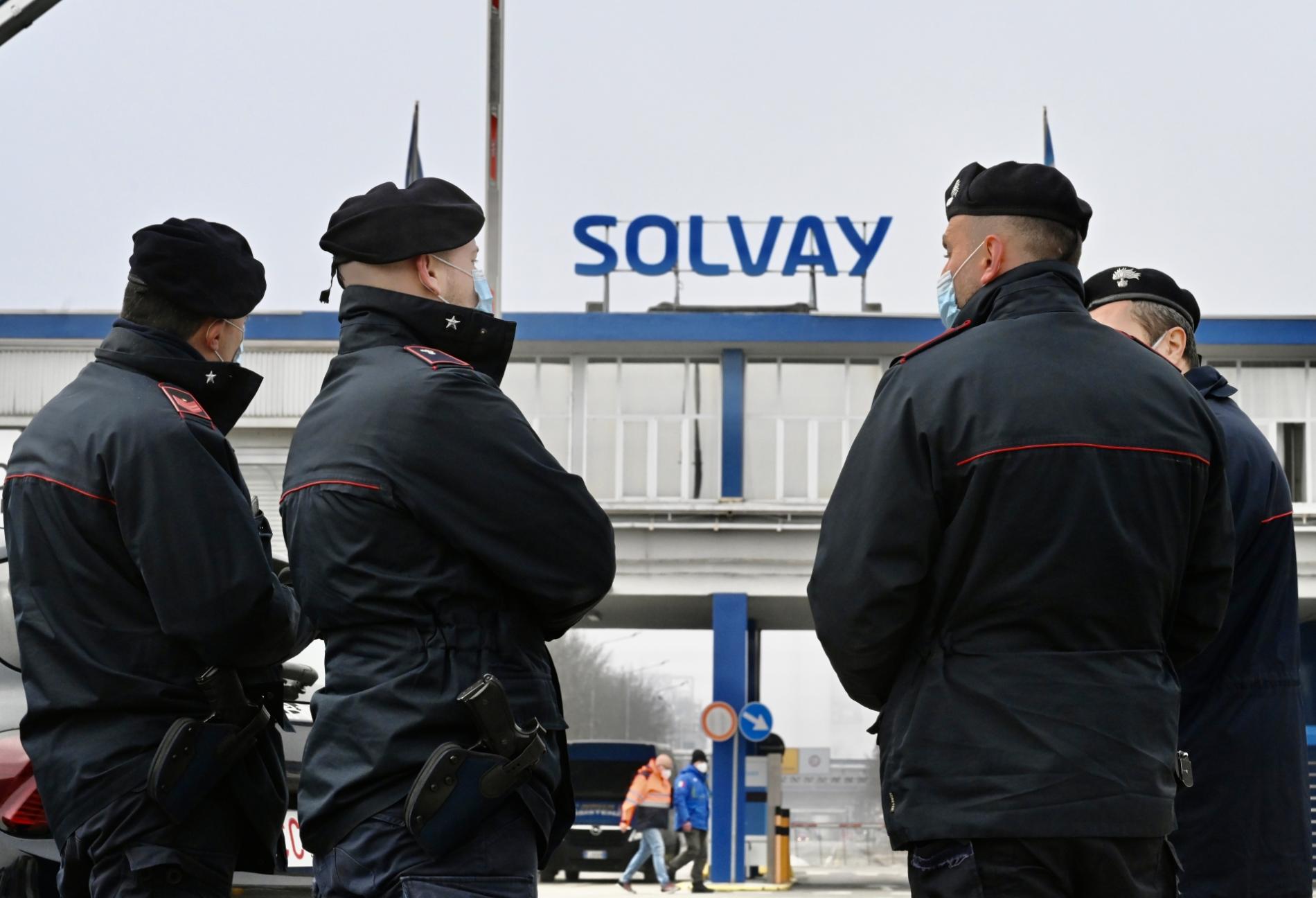 Solvay e la chiusura dell’inchiesta: “Le imputazioni appaiono ridimensionate”