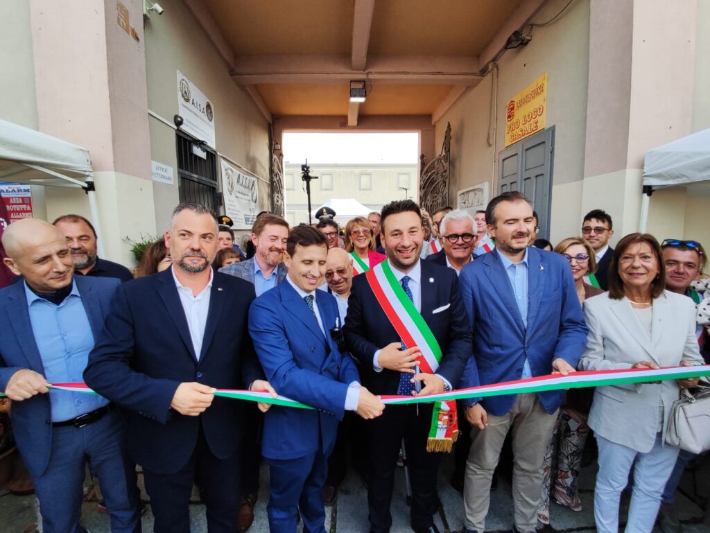 Inizia la Festa del Vino 2023 il taglio del nastro CasaleNotizie