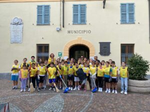 Occimiano, gli alunni della Primaria ripuliscono il paese