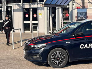 Casale: deruba una pensionata davanti al supermercato, denunciato