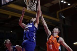 Novipiù respinta. Urania vince comoda