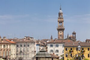 Torre Civica di Casale azzurra per la Giornata del lutto perinatale