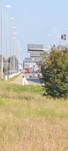 Casale, auto in fiamme in zona industriale