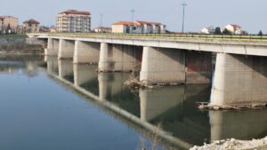 Casale, ponte sul Po: restringimento e chiusura carreggiata