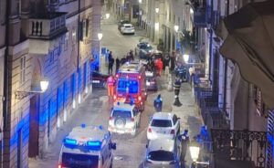 Bambino scomparso: la grande paura finita con l’abbraccio tra mamma e figlio