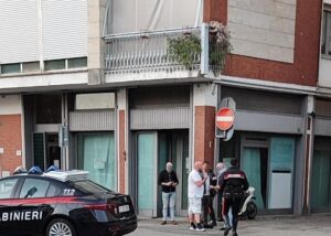 Casale, due giovani si prendono a pugni in via Vigliani