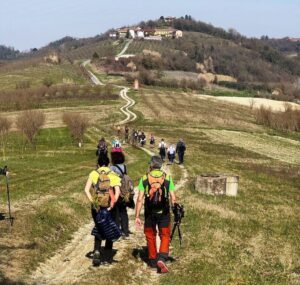 Successo per la Camminata della Mimosa tra paesaggi e tradizioni