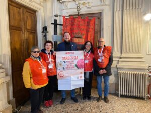 Gardensia AISM: a Casale la raccolta fondi per la sclerosi multipla