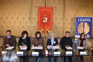 Gli studenti sul palco del Municipale contro la violenza sulle donne