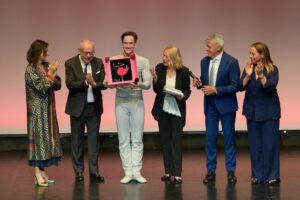 Casale applaude il talento della danza