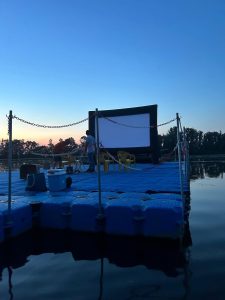 Casale, un cinema galleggiante sul Po: il plauso del sindaco Capra agli Amici del Po
